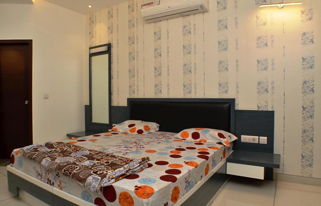 Luxury Inn Új-Delhi Kültér fotó